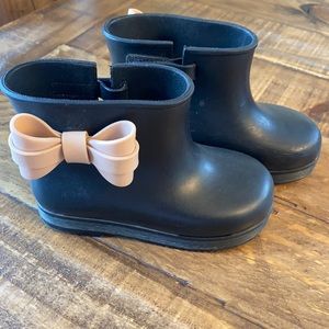 Mini melissa boots